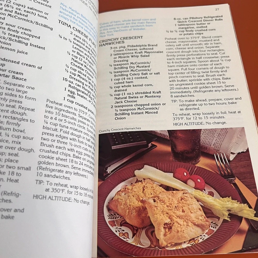 Vintage Pillsbury America's Bake-Off Cookbook 100 Winning Recipes Bake-Off‎ 27